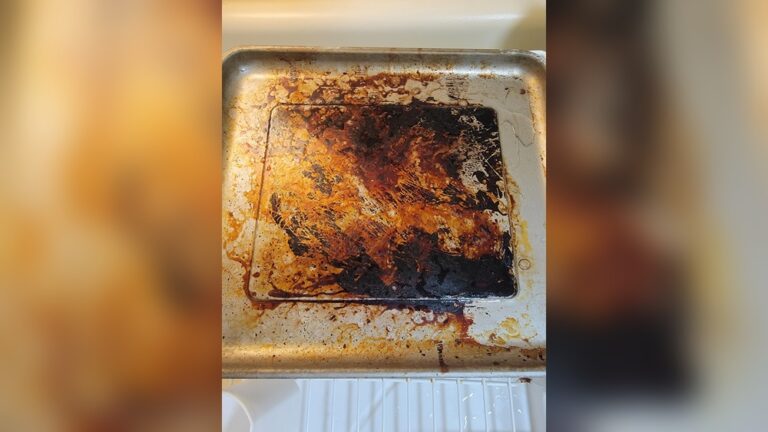 how to clean baked on grease from air fryer oven.jpg