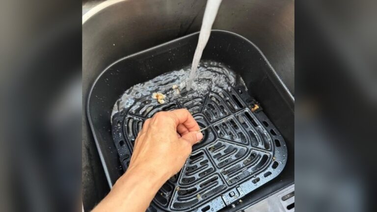 why does my air fryer smell like chemicals.jpg